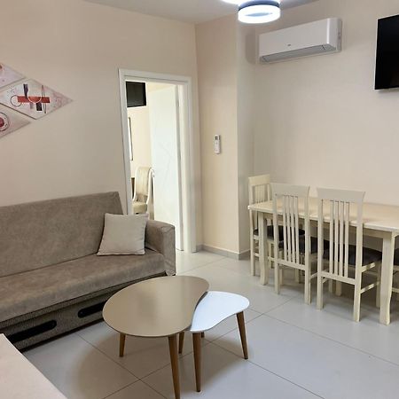 Saranda Luxury Apartments Exterior photo