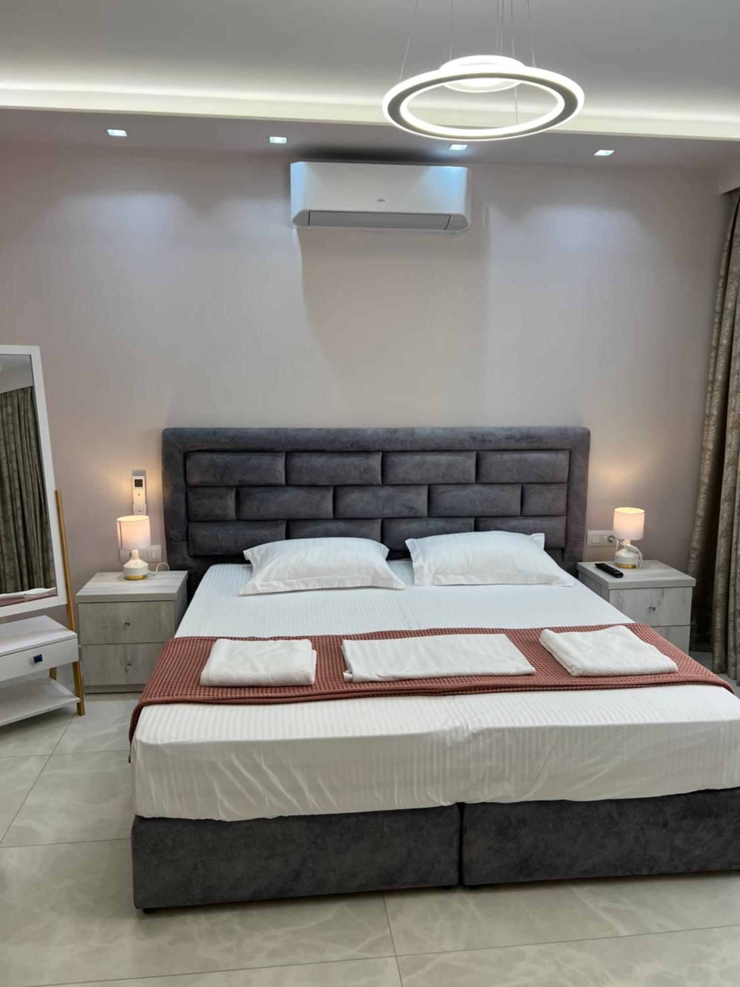 Saranda Luxury Apartments Exterior photo